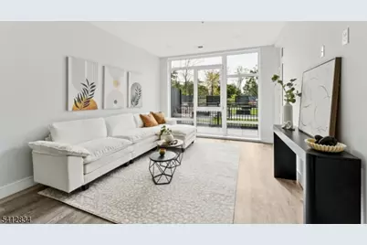140 W Webster Ave #112, Roselle Park, NJ 07204 - Photo 1