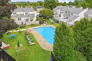 28 Iron Forge Square, Pompton Lakes, NJ 07442 - Photo 20
