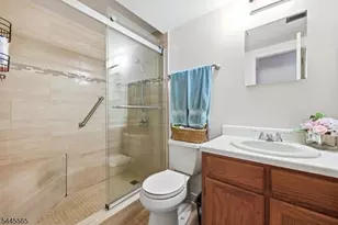 28 Iron Forge Square, Pompton Lakes, NJ 07442 - Photo 16