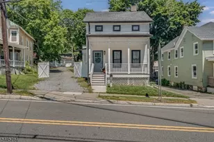 75 High St, Newton, NJ 07860 - Photo 2