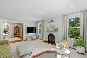 40 Oakwood Ave, Montclair, NJ 07043 - Photo 8