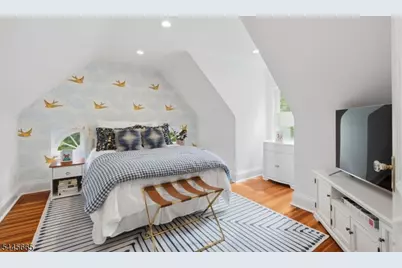 40 Oakwood Ave, Montclair, NJ 07043 - Photo 26