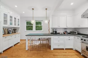 40 Oakwood Ave, Montclair, NJ 07043 - Photo 14