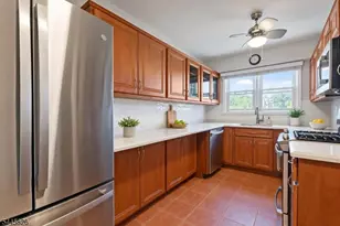 415 Claremont Ave, Montclair, NJ 07042 - Photo 8
