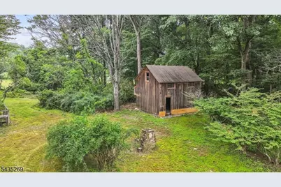 1034 Califon Cokesbury Rd, Tewksbury Township, NJ 08833 - Photo 42
