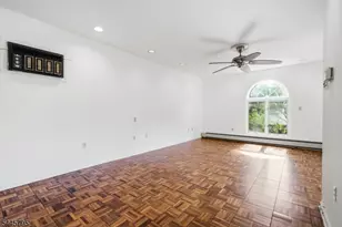 814 Willis Pl, Roselle Park, NJ 07204 - Photo 22