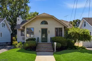 814 Willis Pl, Roselle Park, NJ 07204 - Photo 2