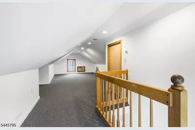 814 Willis Pl, Roselle Park, NJ 07204 - Photo 28