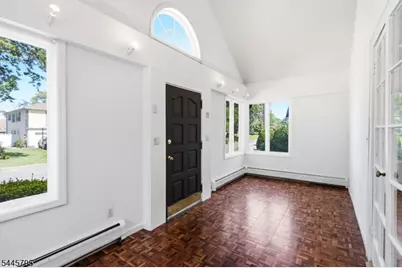 814 Willis Pl, Roselle Park, NJ 07204 - Photo 6