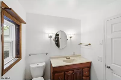 814 Willis Pl, Roselle Park, NJ 07204 - Photo 20