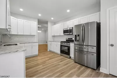 505 Holly Ln #505, Cedar Grove Twp., NJ 07009 - Photo 10