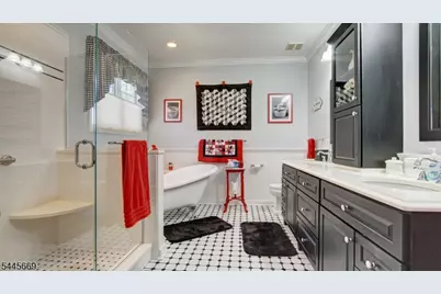 19 Republic Row, Franklin Township, NJ 08873 - Photo 34