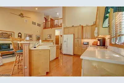 19 Republic Row, Franklin Township, NJ 08873 - Photo 26
