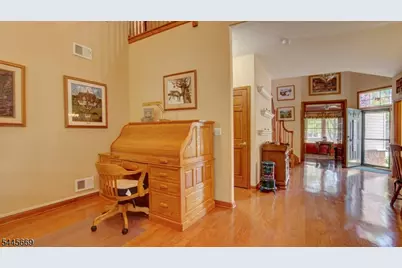 19 Republic Row, Franklin Township, NJ 08873 - Photo 28