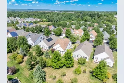 19 Republic Row, Franklin Township, NJ 08873 - Photo 10