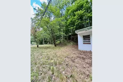 58 Hollow Rd, Lebanon Township, NJ 08826 - Photo 10