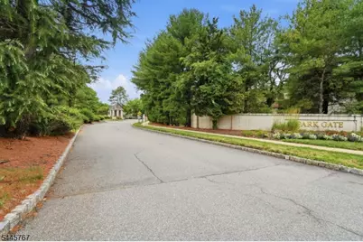 93 Gate House Ln, Edison Twp., NJ 08820 - Photo 42