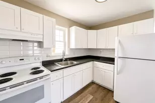 242 Rosa Parks Blvd, Paterson, NJ 07501 - Photo 2