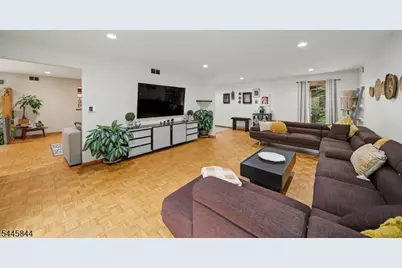4 Skytop Drive, Denville, NJ 07834 - Photo 8