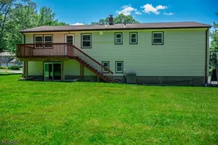 5 Crossbrook Ln, West Caldwell, NJ 07006 - Photo 4