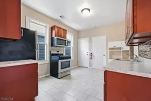 78 Willoughby St, Newark, NJ 07112 - Photo 4