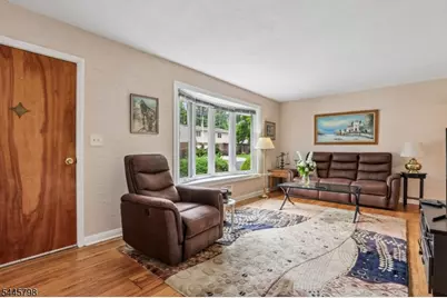44 Rumana Rd, Wayne, NJ 07470 - Photo 6