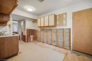 245 Main St Unit, Millburn, NJ 07041 - Photo 8