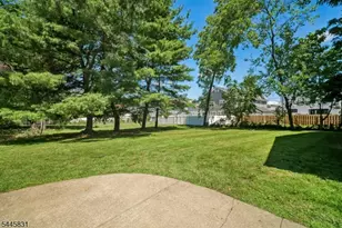 245 Main St Unit, Millburn, NJ 07041 - Photo 20