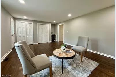67 Tudor Ln, Berkeley Heights Township, NJ 07922 - Photo 18