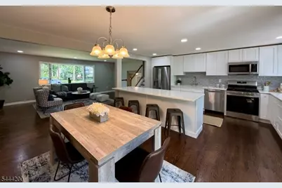 67 Tudor Ln, Berkeley Heights Township, NJ 07922 - Photo 16