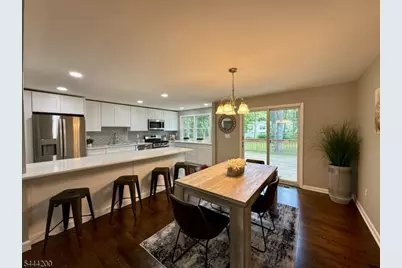67 Tudor Ln, Berkeley Heights Township, NJ 07922 - Photo 12