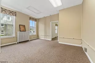 20 Bloomfield Ave, Flemington, NJ 08822 - Photo 8