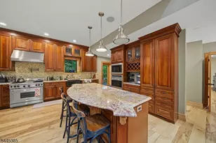 2 Thompson Rd, Parsippany, NJ 07005 - Photo 12