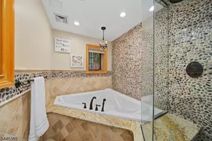 2 Thompson Rd, Parsippany, NJ 07005 - Photo 20