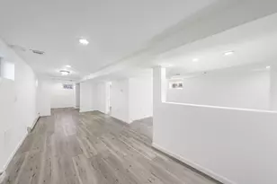 400 W Elm St, Linden, NJ 07036 - Photo 12