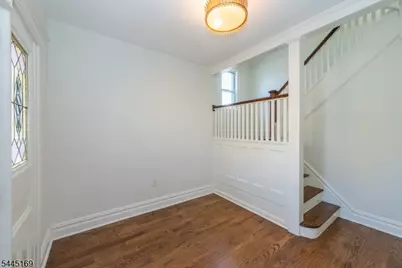 10 Grove Ter #2B, Montclair, NJ 07042 - Photo 6