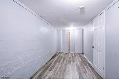 65 Highland Ave, Newark, NJ 07104 - Photo 20