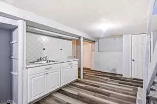 65 Highland Ave, Newark, NJ 07104 - Photo 18