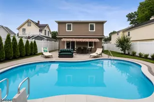 16 Adrian St, Pompton Lakes, NJ 07442 - Photo 38