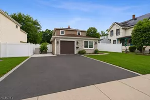 16 Adrian St, Pompton Lakes, NJ 07442 - Photo 2