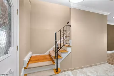 16 Adrian St, Pompton Lakes, NJ 07442 - Photo 8