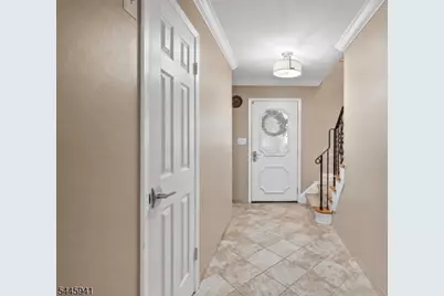 16 Adrian St, Pompton Lakes, NJ 07442 - Photo 10