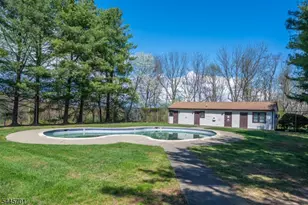 125 Riva Dr, Mansfield Township, NJ 07840 - Photo 26