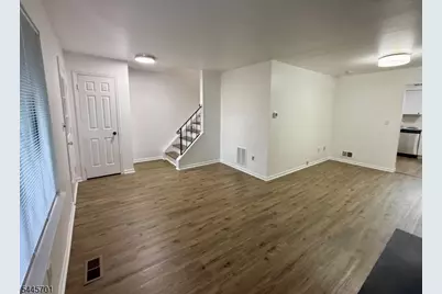 125 Riva Dr, Mansfield Township, NJ 07840 - Photo 8