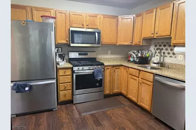 58 Waugh Ct, Bridgewater, NJ 08807 - Photo 4