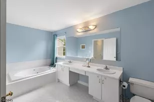 4 Bonner Ct, Hopewell Township, NJ 08534 - Photo 20