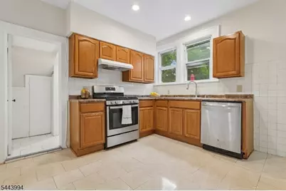 57 Menzel Ave, Maplewood, NJ 07040 - Photo 10