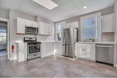 25 Olyphant Dr #1, Morristown, NJ 07960 - Photo 8