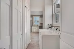 25 Olyphant Dr, Morristown, NJ 07960 - Photo 6