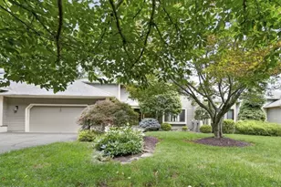 39 Hunters Cir, Tewksbury Township, NJ 08833 - Photo 1